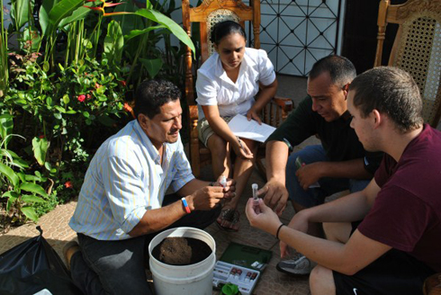 Feed by Seed volunteers teach farmers in Somatillo, Nicaragua, about soil sampling and testing.